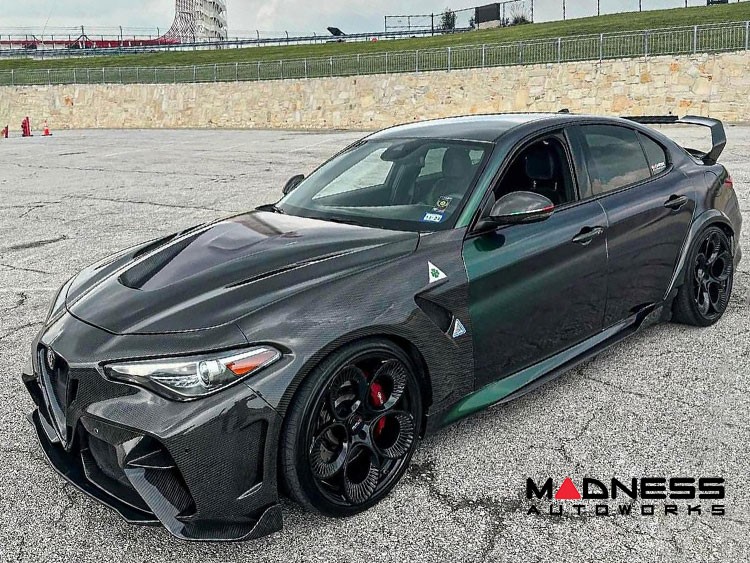 thumbnail image 2 of HDC Autosports Real Carbon Fiber Trunk Spoiler Wing For Alfa Romeo Giulia Quadrifoglio (2017-2023) 2 of 5
